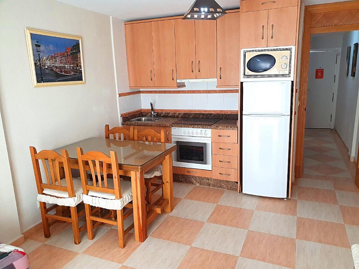 Apartamento Un Dormitorio En Бенідорм Екстер'єр фото